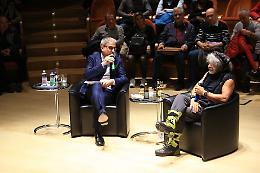 FOTO Mauro Corona al Museo del Violino