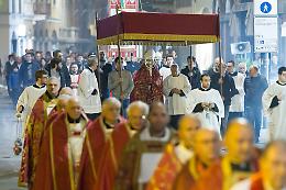 Venerdì Santo, folla per la Sacra Spina