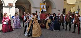 Il 500 rivive in piazza Duomo