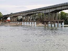Ponte sul Po, lavori finiti. Ora le prove di carico
