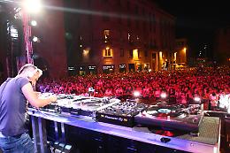 Alla consolle 45 dj e il divin Fargetta