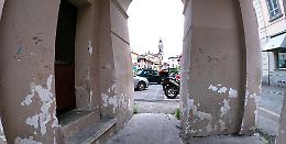 La rabbia dei residenti: 'Porta Ombriano come una latrina'