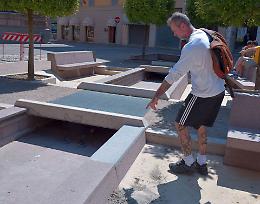 Stop al degrado, Boles: 'Sistemo io la fontana'
