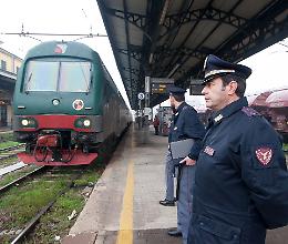 Trovato morto lungo la ferrovia un 19enne che studiava a Cremona