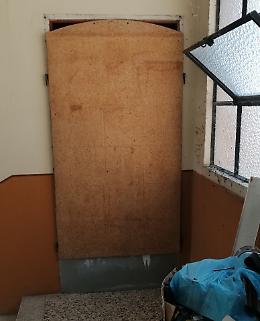 Case Aler murate dal Comune: 'Bivacco di abusivi'