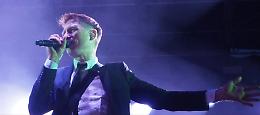 Lo show dei Franz Ferdinand in piazza del Comune a Cremona