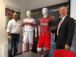 Cremonese, presentate le nuove maglie