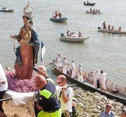 "Non chiudete la chiesa di don Aldo": l'allarme dei fedeli