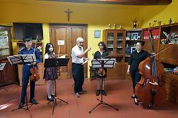 VIDEO 1 Concerto degli studenti dell'International Festival alla Casa giardino