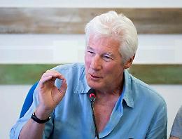 Richard Gere: «Salvini non mi interessa. Sono qui per aiutare queste persone»