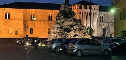 Lampioni a led in tutte le vie del paese: addio castello bicolore