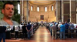 A Davide l'ultima carezza