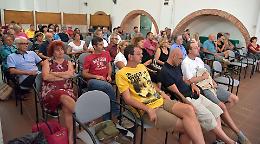Rondò, «Pedoni e ciclisti a rischio. Occorre un semaforo»
