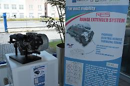Auto elettriche ad autonomia limitata, ci pensa Robby Moto