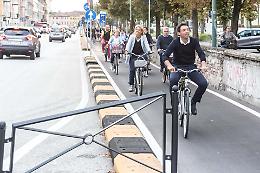 Inaugurata la pista ciclabile di via Mantova
