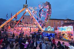 Fiera di San Carlo, via col botto tra luna park e buon cibo