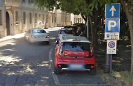 Caos sosta, modalità diverse nelle stesse vie