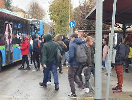 Bus, è caos davanti al Romani