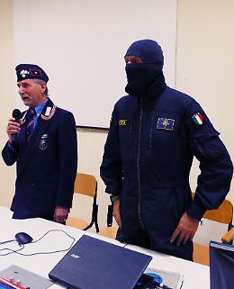 Il comandante Alfa agli studenti: «Non esistono obbiettivi irraggiungibili»