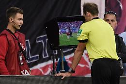 La Var sbarca ufficialmente nel campionato di Serie B, cosa ne pensi?