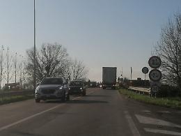 Riaperto a doppio senso il ponte Verdi