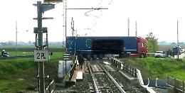 Treni in ritardo fra sbarre ko e scambi gelati