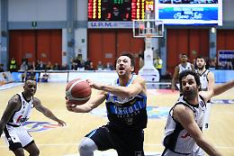 Fantastica Vanoli, fermata la capolista Segafredo Bologna (78-66)