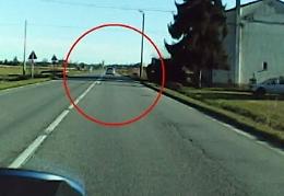 Rubano la borsetta ad una donna, arrestati dopo l'inseguimento in auto