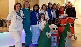 Caorso, i regali di Michelle ai piccoli pazienti di Oncologia