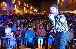 Tanti cremonesi in piazza Stradivari per festeggiare Capodanno