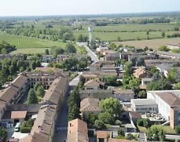 Drone in volo a caccia d'illeciti e inciviltà