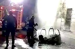 Auto incendiata in vicolo Maccalli, un giovane sospettato del rogo