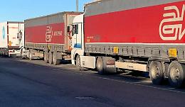 Tir in sosta selvaggia, il sindaco: «Altro giro di vite»