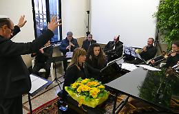 Giorno della memoria, struggente concerto in stazione