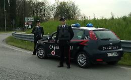 Due furgoni divorati dalle fiamme, indagano i carabinieri
