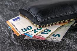 Ruba 40 euro ai carabinieri, 19enne arrestato