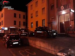 Droga, blitz dei carabinieri cinofili nei locali