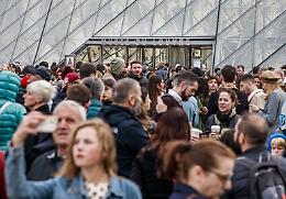 Coronavirus: Louvre chiuso per 'riunione di informazione'