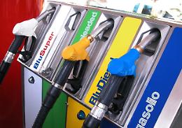 Benzina: da stasera sciopero, impianti chiusi in autostrada