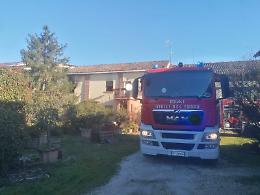 Incendio a Gazzolo, due intossicati