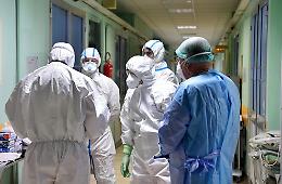 Coronavirus, oggi alle 12 flashmob dalle finestre di casa