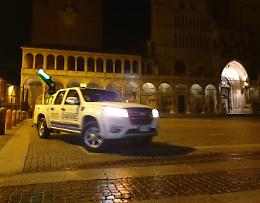 Coronavirus, sanificate nella notte le strade di Cremona