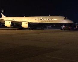 VIDEO Coronavirus, atterrato a Verona l'aereo della Ong  Samaritan's