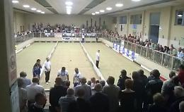 «Troppe spese, o mi aiutano o il bocciodromo sta chiuso»