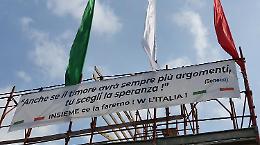 VIDEO Striscioni con citazioni e Inno di Mameli