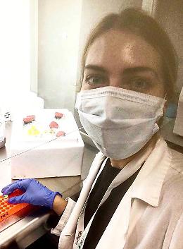 Coronavirus, «Italiani untori»: e ora Laura parla solo inglese
