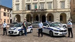 Polizia, nuove auto e in arrivo un altro agente