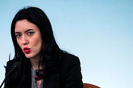 Azzolina: ironia e attacchi sui banchi, risposto con i fatti