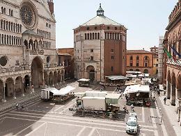 Cremona, mercato allargato: più gente e meno code