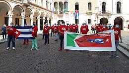 VIDEO Il  saluto ufficiale di Crema ai sanitari della Brigata cubana